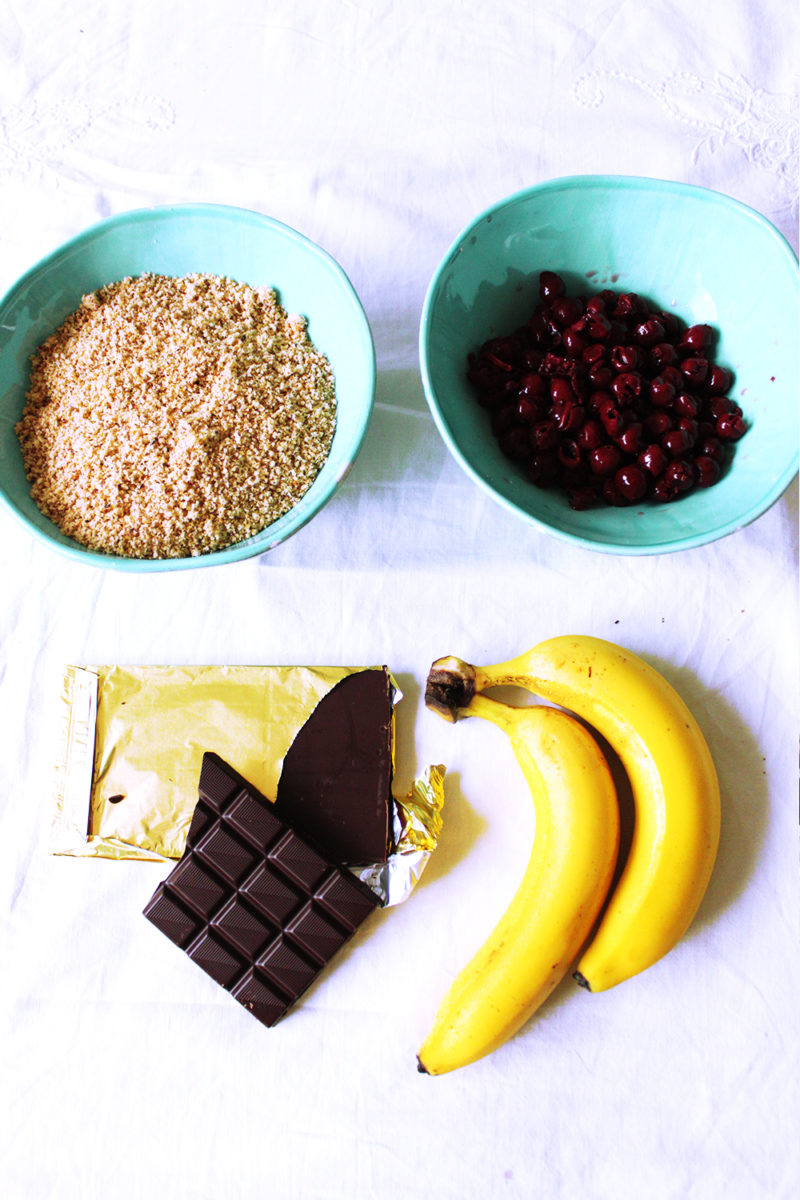 Kiba Kuchen (vegan) Kirschkuchen und Bananenkuchen in einem